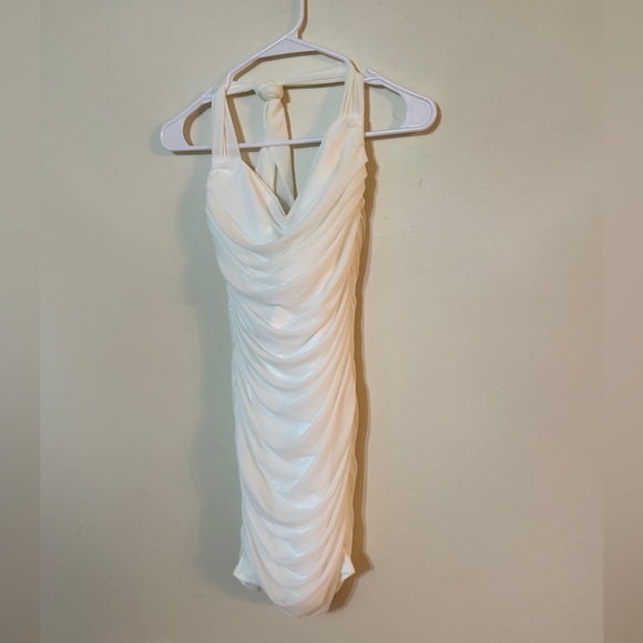 Elegant Cream Halter Dress - Picture 1 of 3